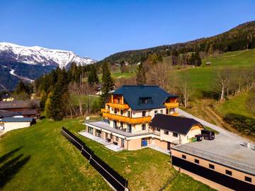 Gîte pour 6 personnes, avec jardin à Mauterndorf