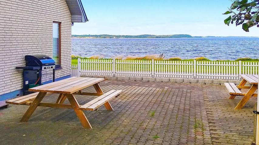 Ferienhaus für 11 Personen, mit Terrasse in Hvalpsund - 3