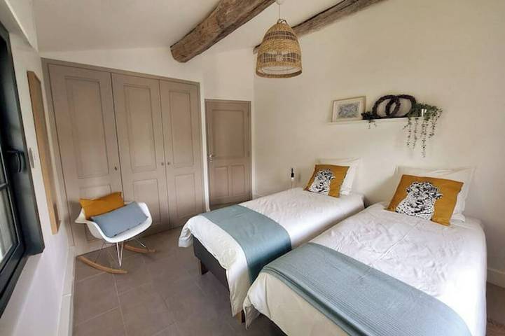 Location de vacances pour 4 personnes, avec jardin et sauna à Châteauneuf-Grasse - 3