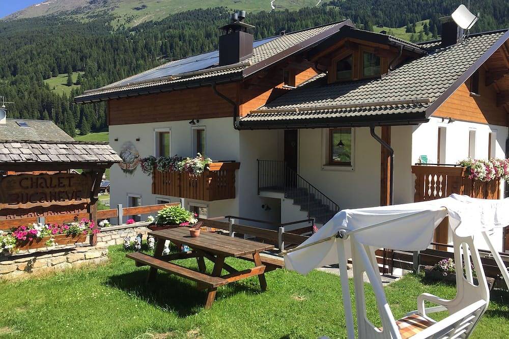 Two-Room Apartment With Balcony Relax And Sport in Santa Caterina Valfurva, Valfurva
