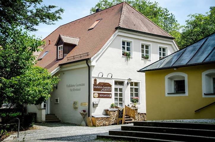 Wallfahrts-Gaststätte Heilbrünnl - Doppelzimmer (20 qm) mit tollem Panoramaausblick in Roding, Ostbayern