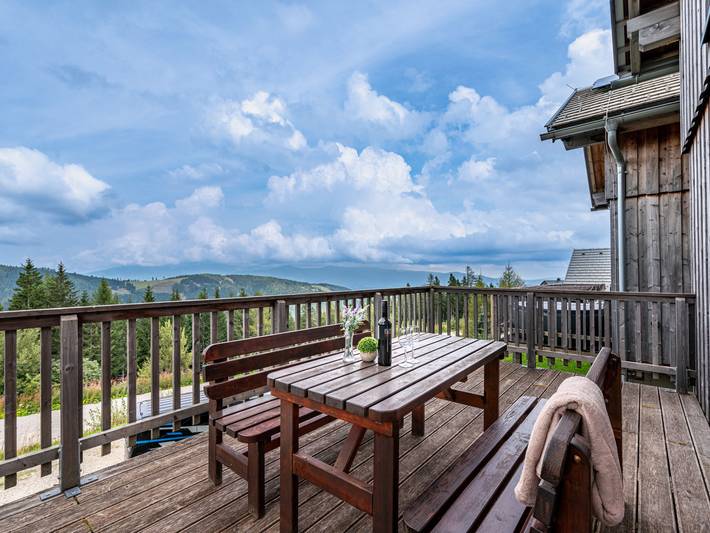 Ferienhaus für 6 Personen, mit Terrasse und Garten sowie Sauna