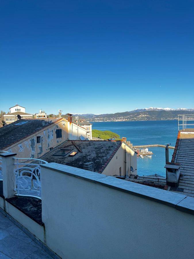 Apartamento para 5 personas, con Balcón y Jacuzzi además de Terraza y Jardín en Parque natural regional de Porto Venere