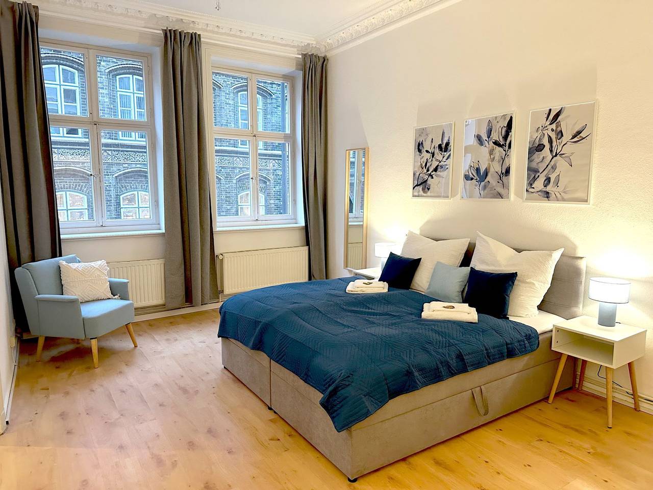 Apartamento entero, 3Zi Altbau-Wohnung Holstentor in der Altstadt in Lübeck (Ciudad), Lübeck