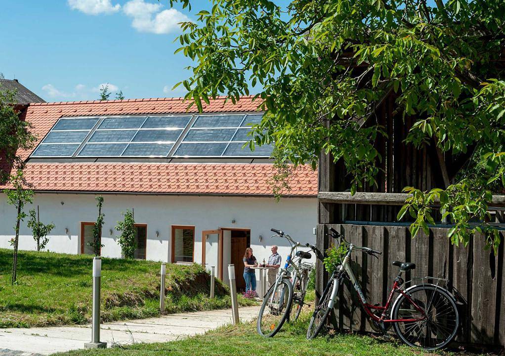 Ganze Ferienwohnung, Ferienwohnung Weinkutscher - Ebenerdige Ferienwohnung mit gemütlichem Schwedenofen in Weinviertel