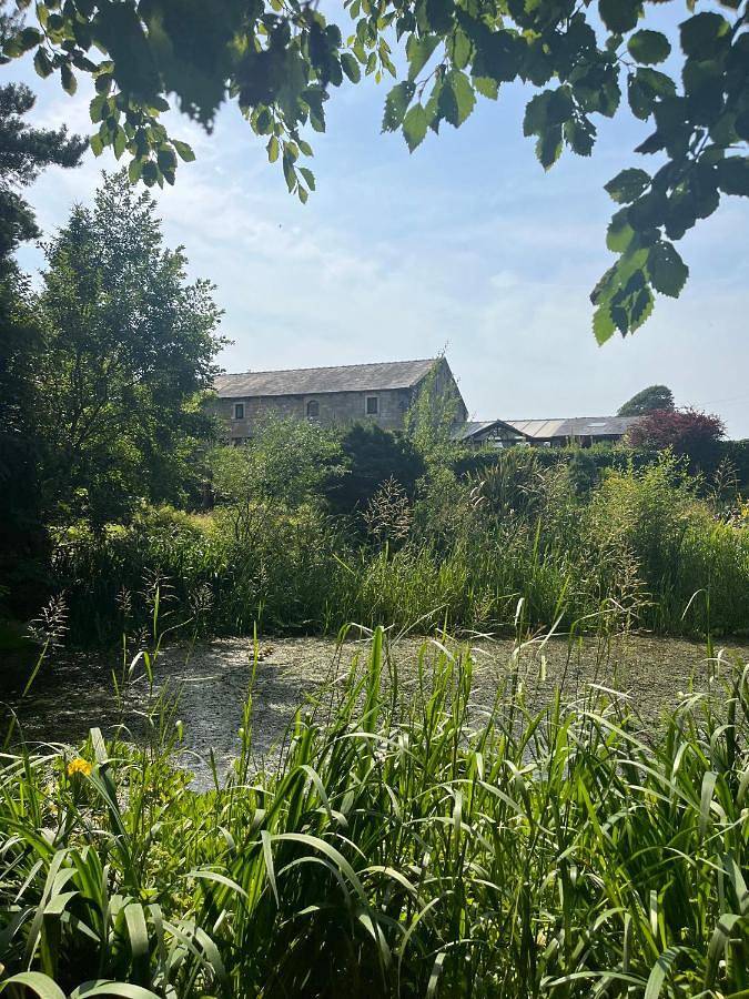 Glamping for 2 people, with Terrace and Hot tub as well as Garden and View in West Yorkshire
