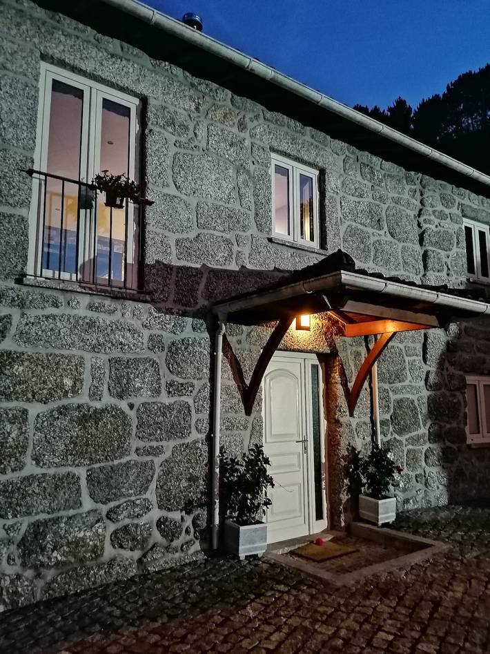 Gîte pour 8 personnes, avec Jardin dans Rio Caldo