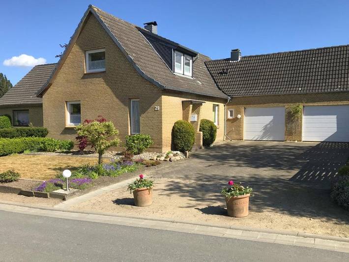 Ferienwohnung für 4 Personen, mit Terrasse und Garten in Sörup