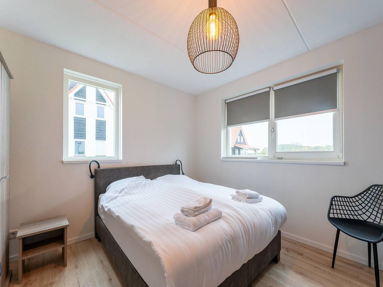 Modernes Ferienhaus am Meer mit Sauna in Scherpenisse, Niederländische Nordsee