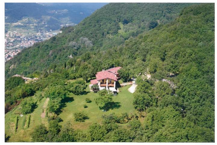 Agriturismo für 12 Personen, mit Garten in Norditalien