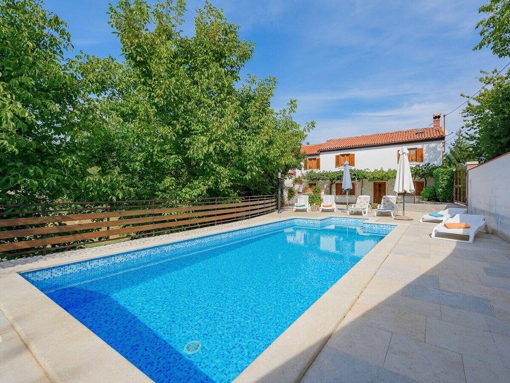 Maison de vacances à Barban avec piscine in Barban, Côte Sud d'Istrie