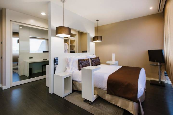 Apartamento para 2 personas, con Terraza además de Jacuzzi y Jardín en Alcalá de Henares