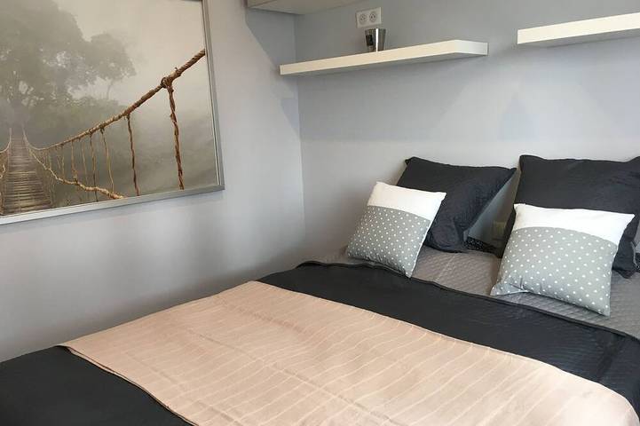 La chambre des Contes - N°3/3- option Espace Détente Spa Privatif et Massages in Boucau, Région de Bayonne