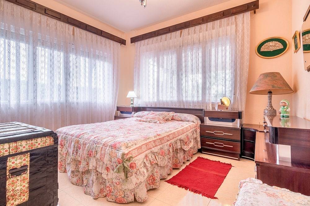 Rural house near Madrid with swimming pool in Albalate de Zorita, La Alcarria