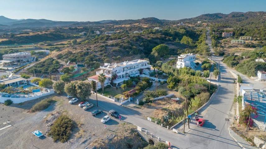 Ferienwohnung für 2 Personen, mit Balkon und Terrasse sowie Garten und Ausblick