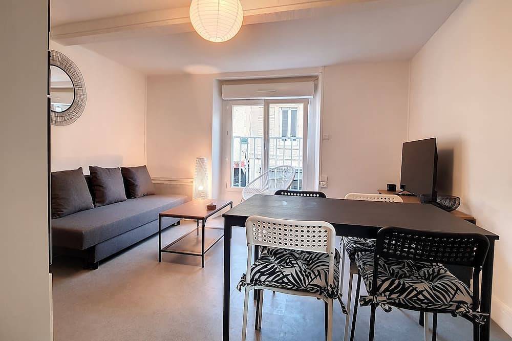 Entire apartment, Appartement Idéalement Situé Proche de la Mer in Luc-sur-Mer, Caen region