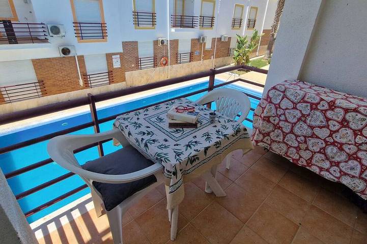 Ferienwohnung für 3 Personen, mit Balkon und Pool sowie Garten - 1