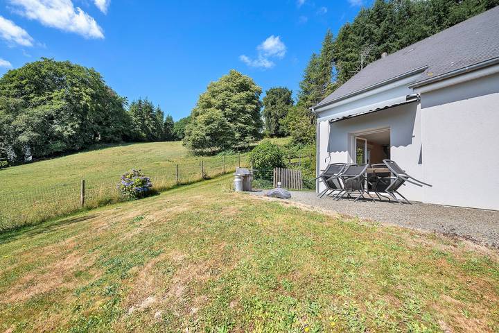 Location de vacances pour 6 personnes, avec Jardin à Villedieu-les-Poêles - 2
