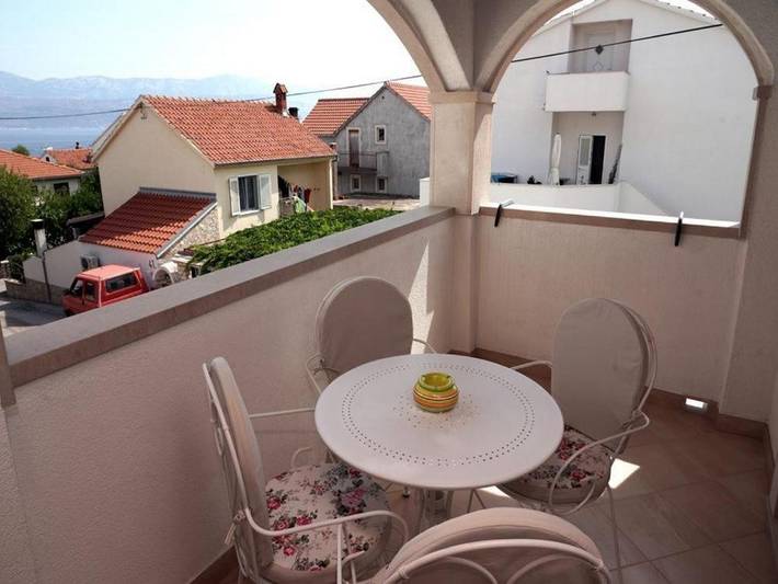 Appartement entier, Appartement de vacances pour 4 personnes avec balcon in Supetar, Brac