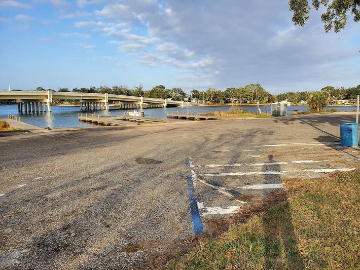 Cabin for 4 people, with yard and terrace the Florida Panhandle