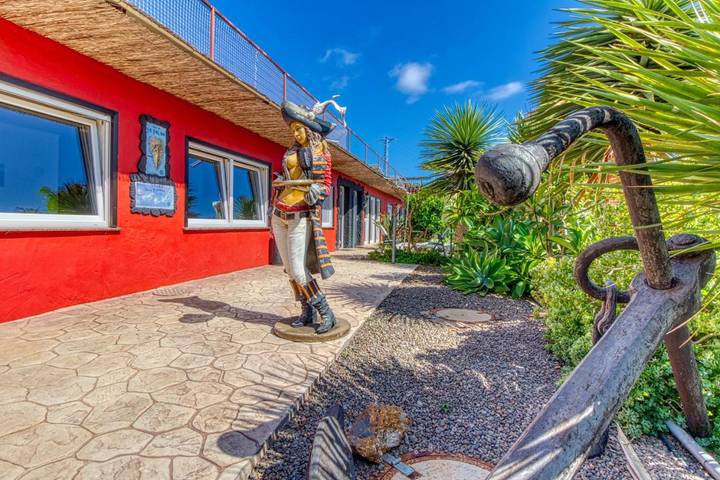 Casa de huéspuedes para 2 personas, con Terraza y Jacuzzi además de Jardín y Piscina en La Palma
