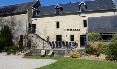 Gîte pour 15 personnes, avec jardin et terrasse à Colombiers-sur-Seulles