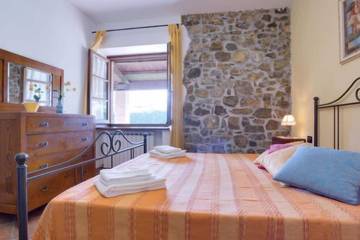 Agriturismo per 16 Persone in Camporgiano, Parco Regionale delle Alpi Apuane, Foto 4