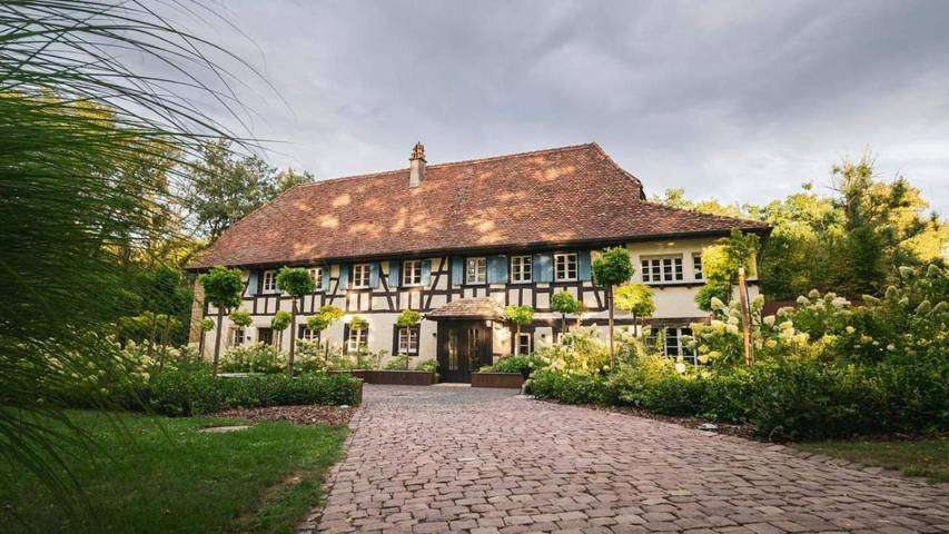 Chambre d’hôte pour 2 personnes, avec vue et sauna ainsi que piscine et jardin à Steinbrunn-le-Bas
