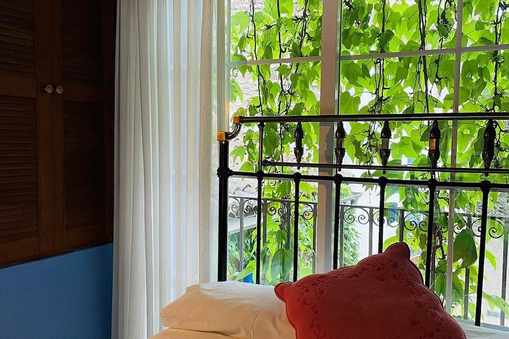 Desconecta y disfruta con vistas espectaculares en plena naturaleza in Vall de Gallinera, Interior de Alicante