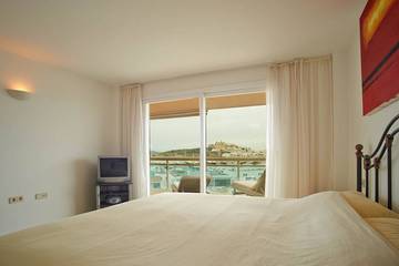 Apartment for 6 People in Talamanca, Ibiza (Municipality), Photo 2