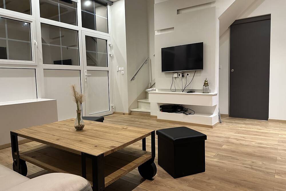 Emplacement Fabuleux, A 1 min Gare et 5m Musée, Restaurant et Centre Commercial in Metz, Metz-Campagne