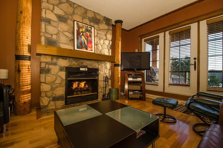 Apartamento de vacaciones para 5 personas, con piscina además de jacuzzi y jardín - 1