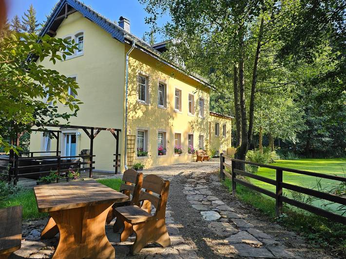 Ferienwohnung für 3 Personen, mit Seeblick und Garten im Erzgebirge - 2