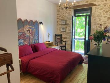 Gîte pour 6 personnes, avec jardin à Saint-Vite