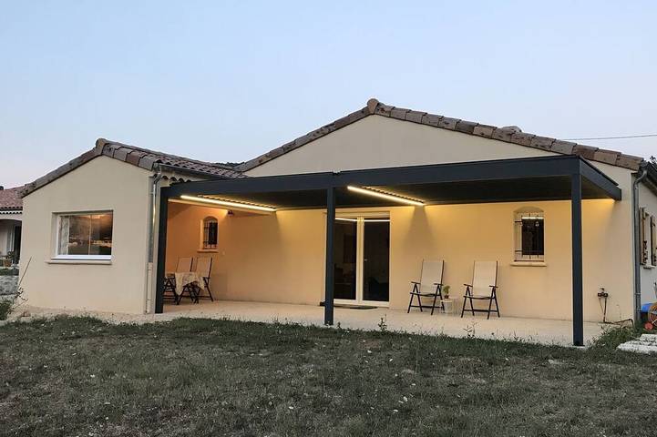 Location de vacances pour 6 personnes, avec Terrasse et Jardin à Saint-Maurice-d'Ibie