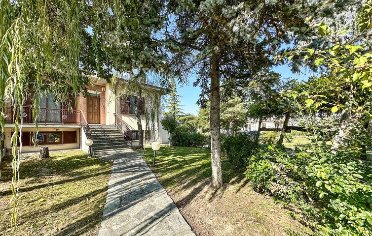 Appartement paisible avec jardin et Wi-Fi | À 1,5 km de Pozzol Groppo in Pozzol Groppo, Province d'Alexandrie