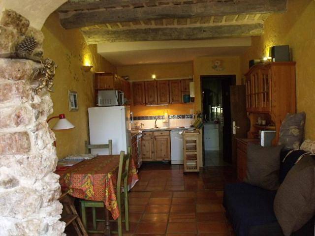 Location de vacances pour 4 personnes, avec Terrasse ainsi que Piscine et Vue à Flassans-sur-Issole - 4