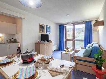 Gîte pour 4 personnes, avec balcon, animaux acceptés dans Le Corbier