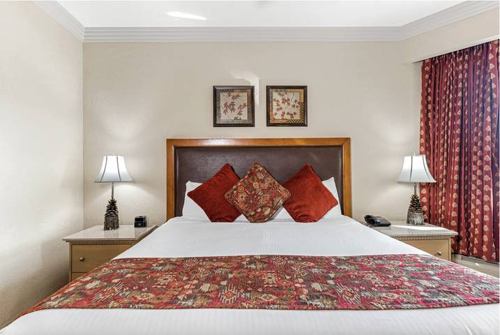 Enjoy the Ridge Tahoe Two-Bedroom Lock-Off for a family of 6 in Kingsbury, Heavenly