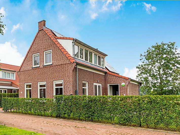 Strandhaus für 8 Personen, mit Terrasse in Breskens