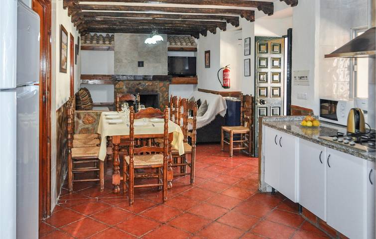 Apartamento de 217 pies cuadrados: AC, Piscina, Terraza, Internet y Grill in Montefrío, Provincia de Granada