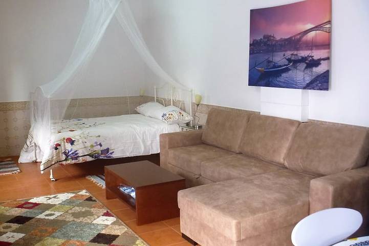 Appartamento intero, Campagna e spiaggia, il meglio dei due mondi. in Famalicão, Leiria District