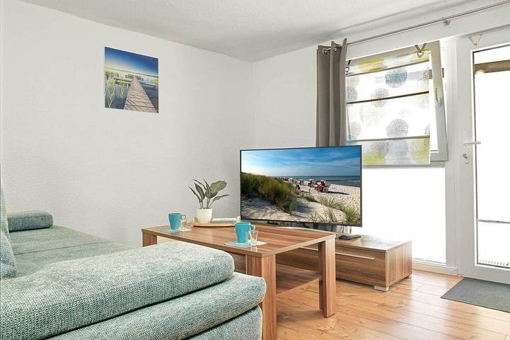 Ganze Wohnung, Ferienwohnung Ankerplatz mit Terrasse zwischen Wismar und der Insel Poel in Blowatz, Neuburg