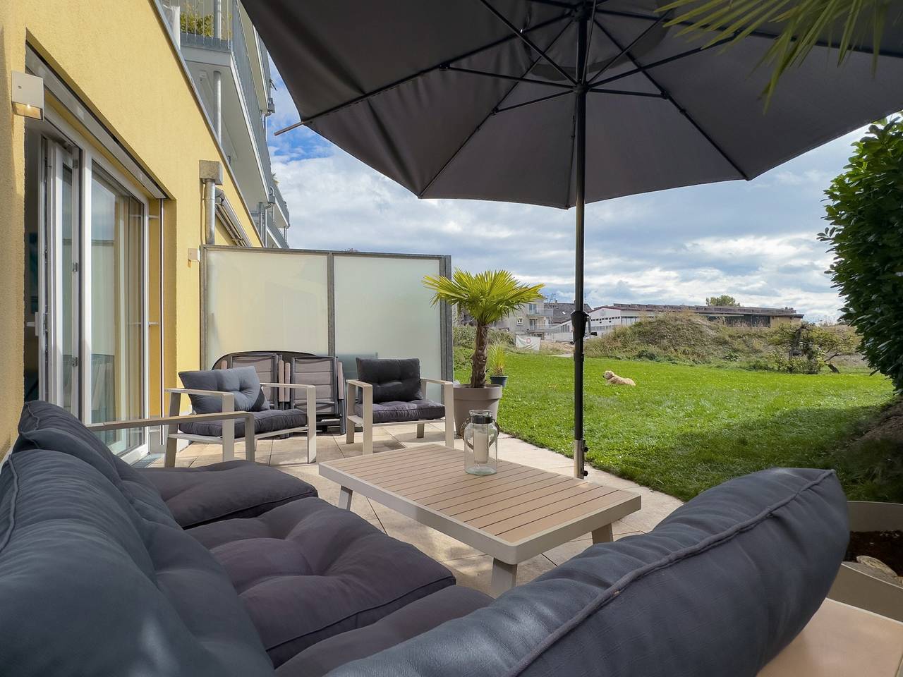 Ganze Wohnung, Ferienwohnung 'Annette's Haus und Garten' mit privater Terrasse und Wlan in Friedrichshafen, Region Bodensee-Oberschwaben