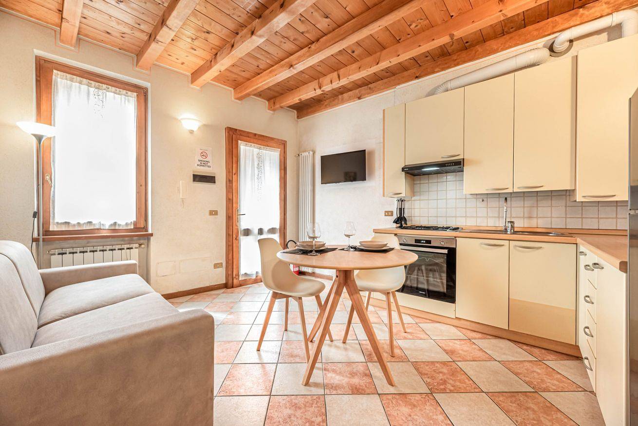 Appartement entier, Italstay – Vescovo Elegant Courtyard in Centro Storico, Vérone