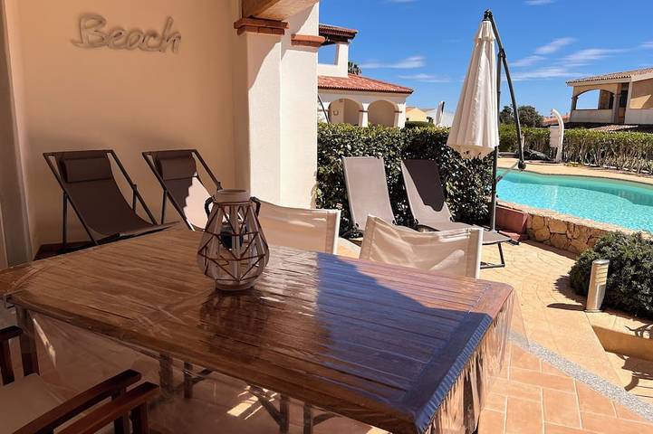 Ferienwohnung für 6 Personen, mit Pool und Terrasse