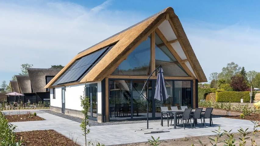 Ferienhaus für 6 Personen, mit Pool und Garten