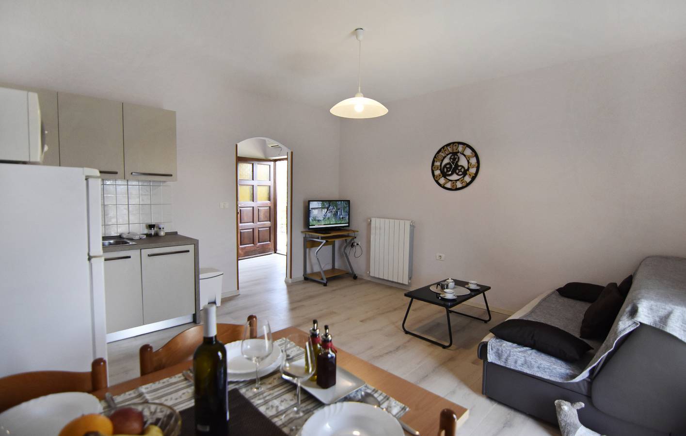 Entire apartment, Peaceful flat surrounded by nature in Umag, Umag Region