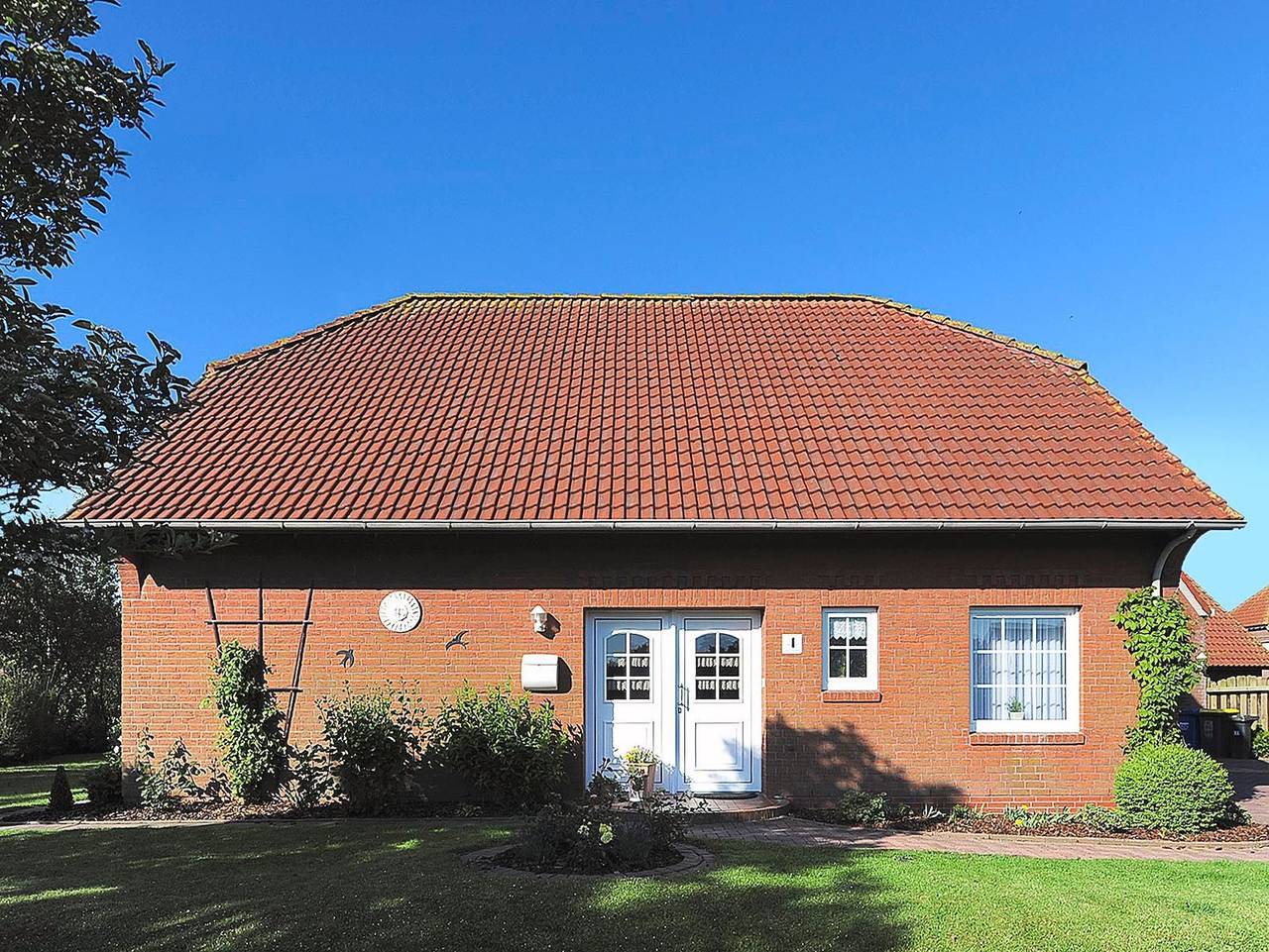 Ganze Ferienwohnung, Haus Teetied - Ferienwohnung Kluntje in Neuharlingersiel, Landkreis Wittmund