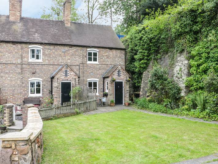 Cottage for 4 people, with Garden in Ironbridge